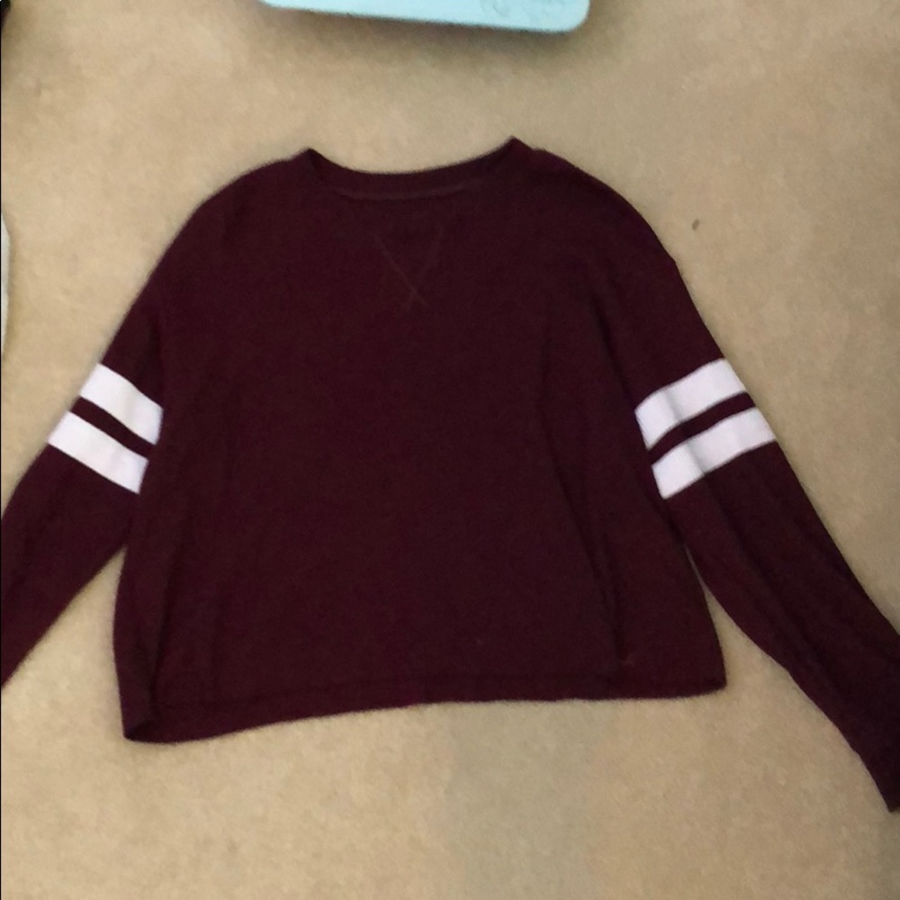 Burgundy hollister sweater